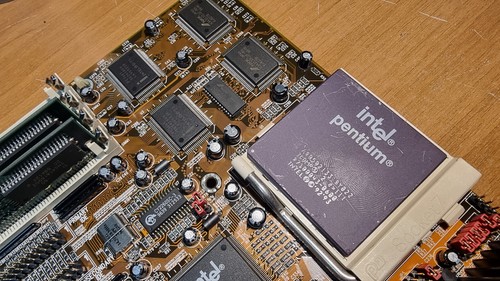 PC Partner (Vtech) + Pentium 133MHz + 8MB EDO - Picture 3 of 13