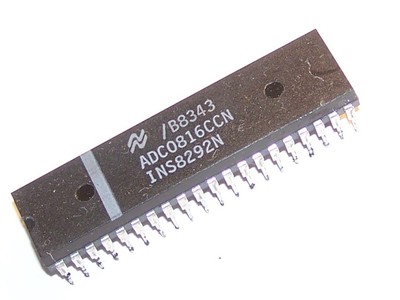 1 - New National Semiconductor ADC 0816 CCN 8-Bit uP A/D Converter 40 Pin DIP IC