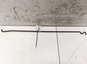 MOTORHAUBEN STÜTZE  Ford Fiesta DE2535714-68