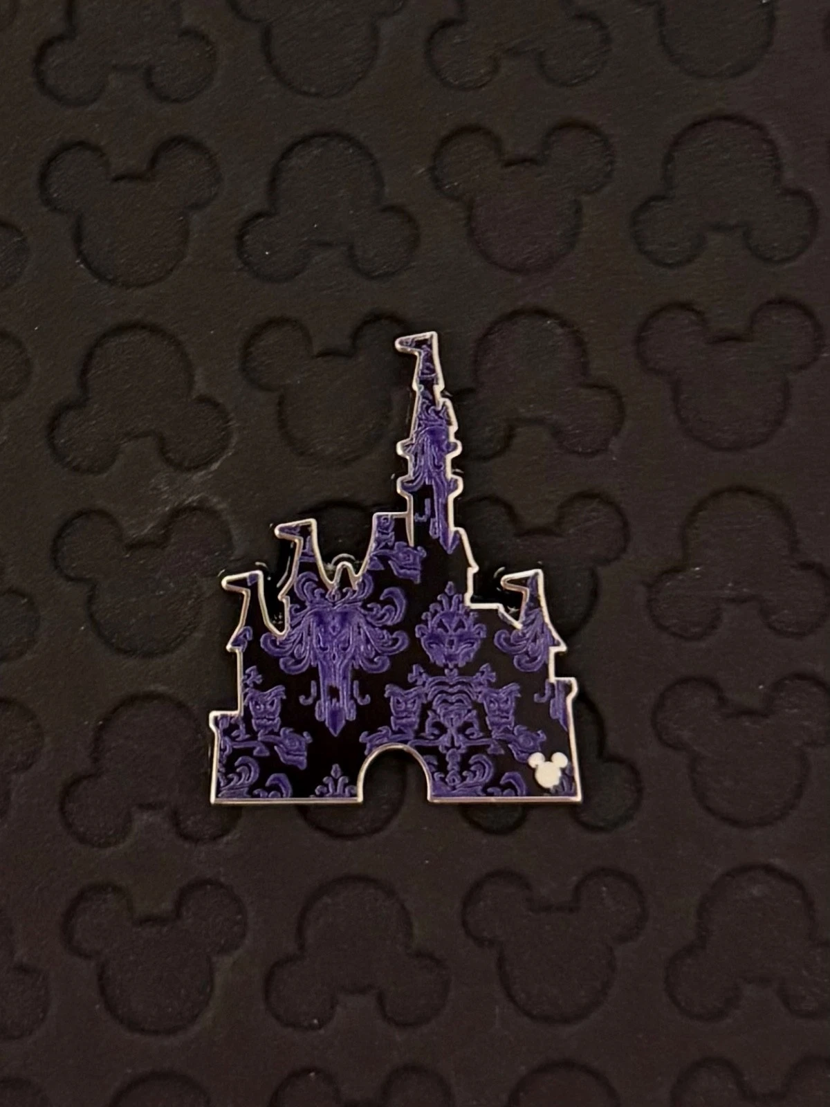 New Hidden Mickey 2025 WDW Haunted Mansion Wallpaper Cinderella Castle pin