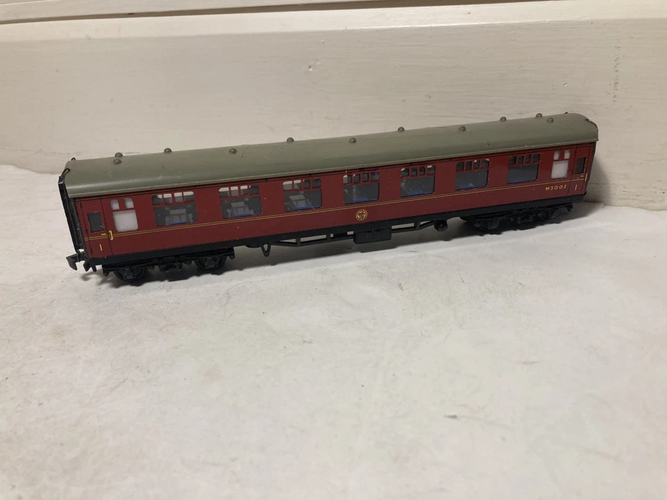 HORNBY DUBLO 4062 Open Corridor Coach M3002, No Box, GC, OO, 2/3 Rail. - Image 2 of 4