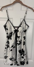 Victoria  s Secret Open Front Slip Dress Size S Black  White Floral Romantic