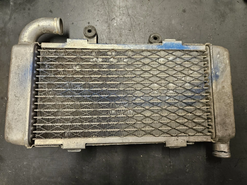 Radiateur eau Gauche Honda 1000 VTR - Photo 2/4