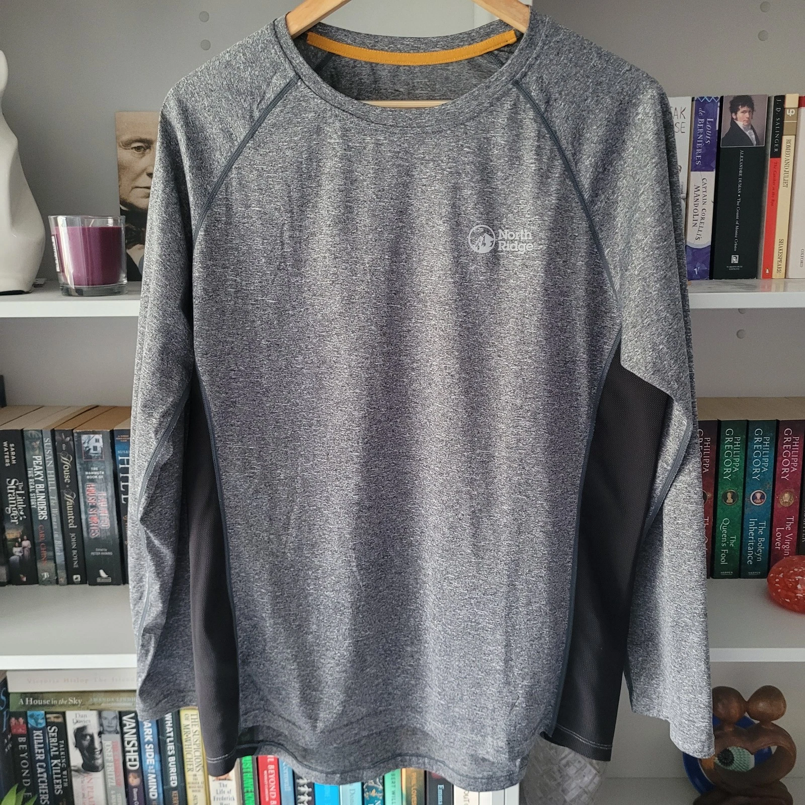 Mens NORTH RIDGE Top Base Layer Medium Long Sleeved Grey Raglan Breathable