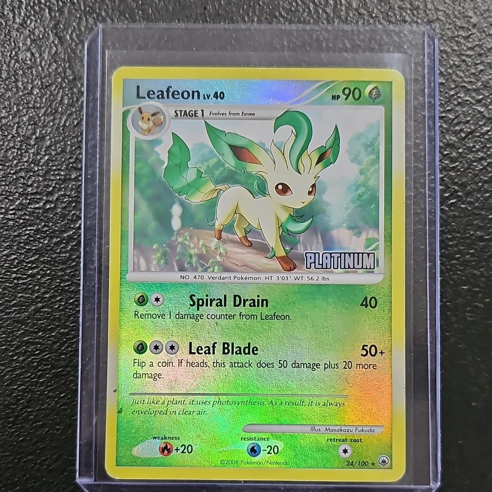 Leafeon Platinum 24/100 - Majestic Dawn - Reverse Holo