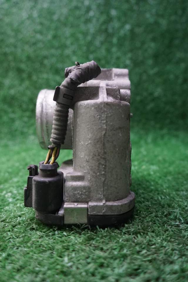 Ford Fiesta 2013 1,6 L carrocería del acelerador OEM 0280750560 Foto 2 de 4