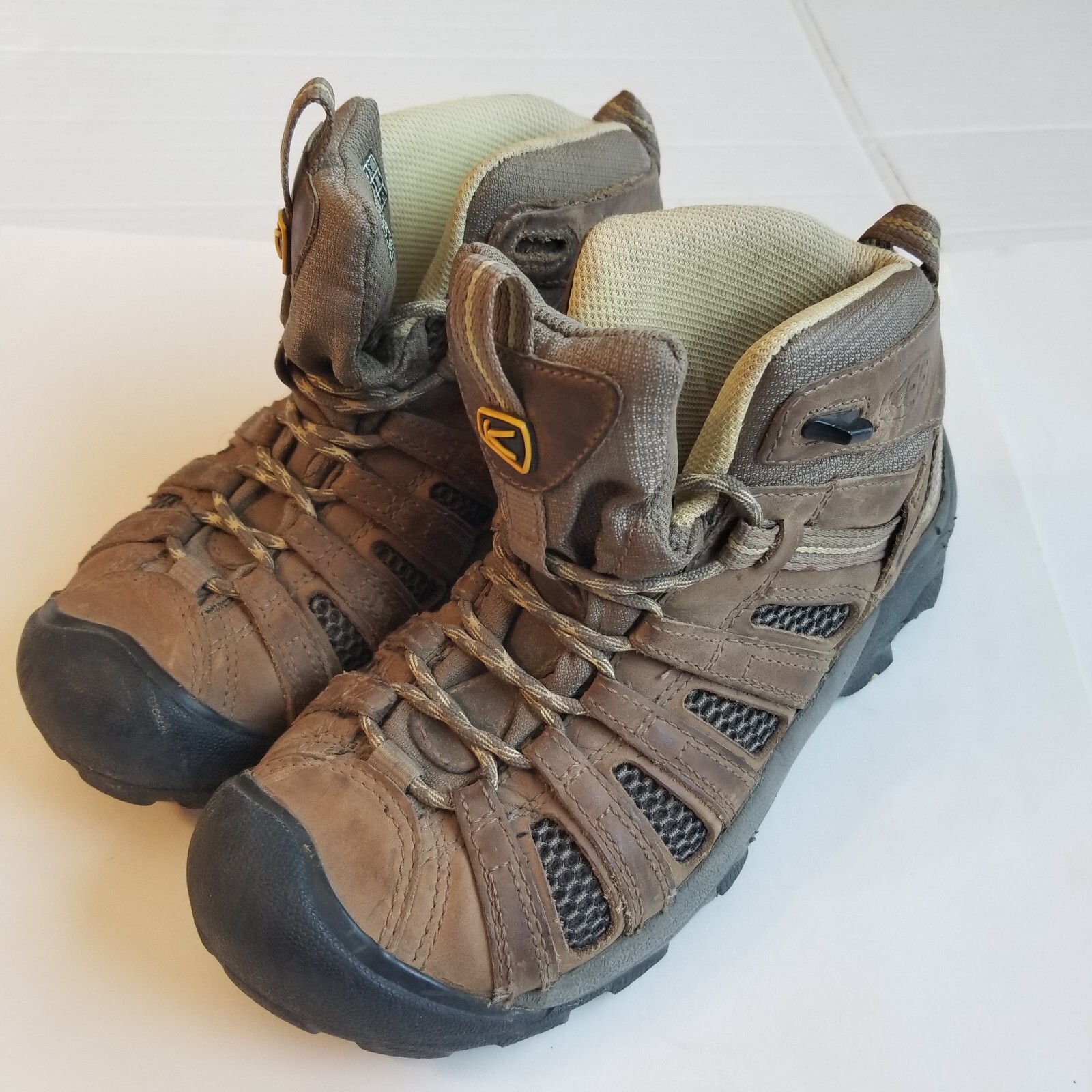 Stivali Keen Voyageur Mid da donna 7 5 in pelle marrone con lacci scarpe da trekking casual