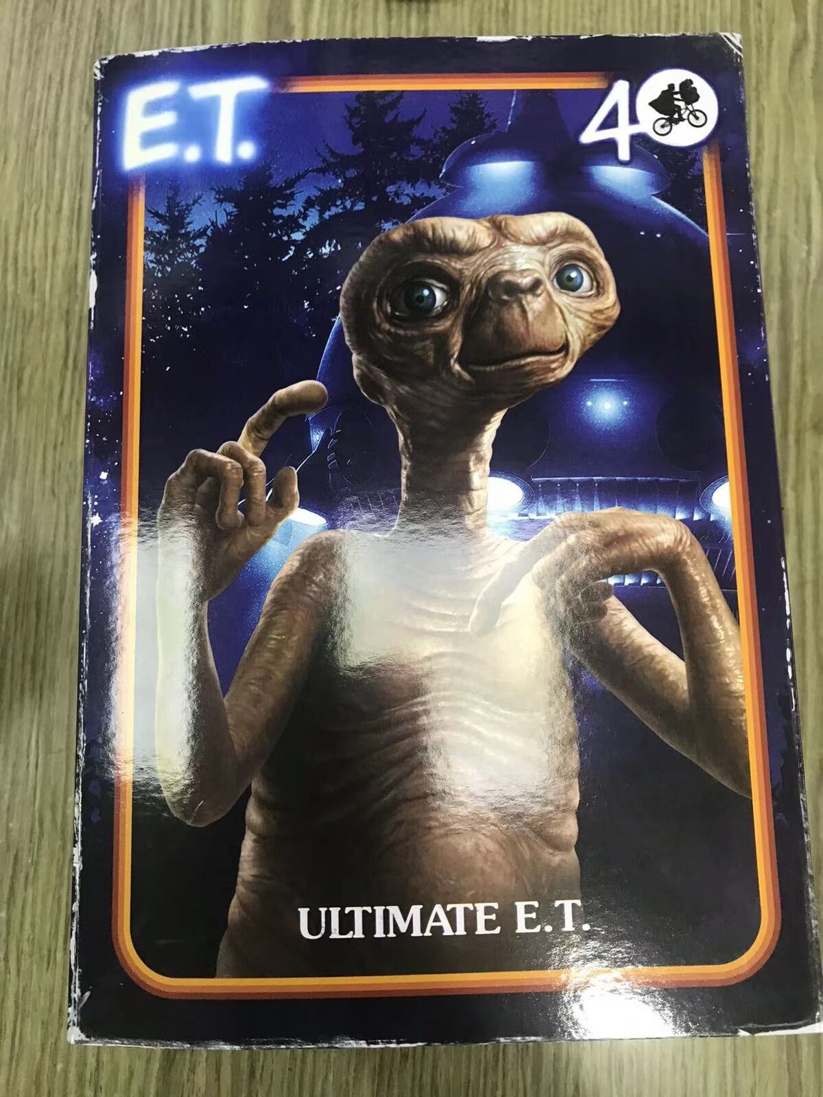 NECA E.T. The Extra-Terrestrial 40th Anniversary 7” Ultimate E.T. Action  Figure