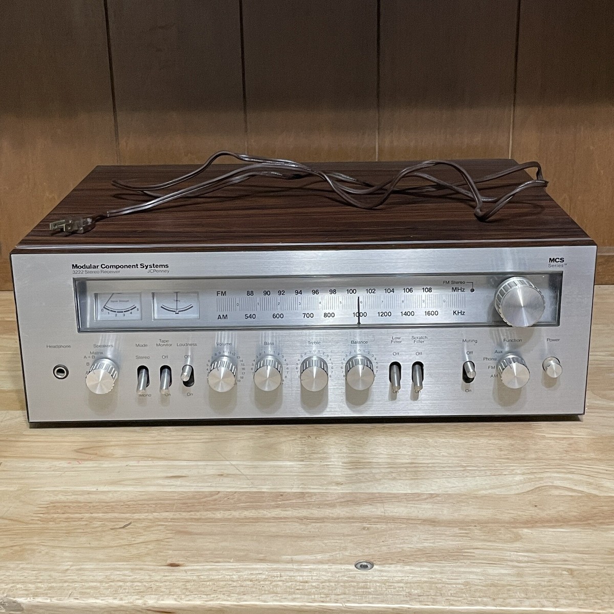 Vintage MCS Modular Component Systems 3222 Stereo Receiver Powers