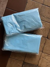 800 count GD Medical 430030 ("Polyethene-coated Full-backIsolation Gown")