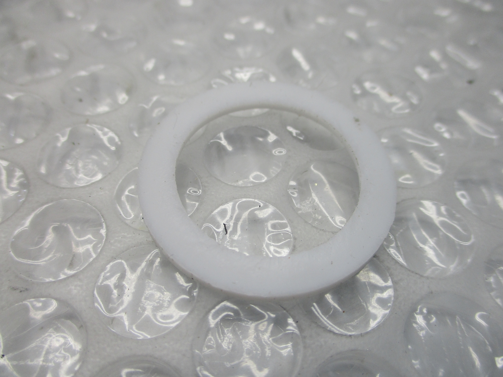 INDUSTRIAL SPARE V-11211 GASKET LOT OF 2 NSNP