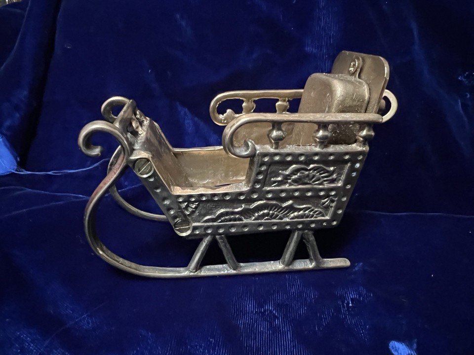 Vintage Esco Solid Brass Sleigh Music Box Christmas