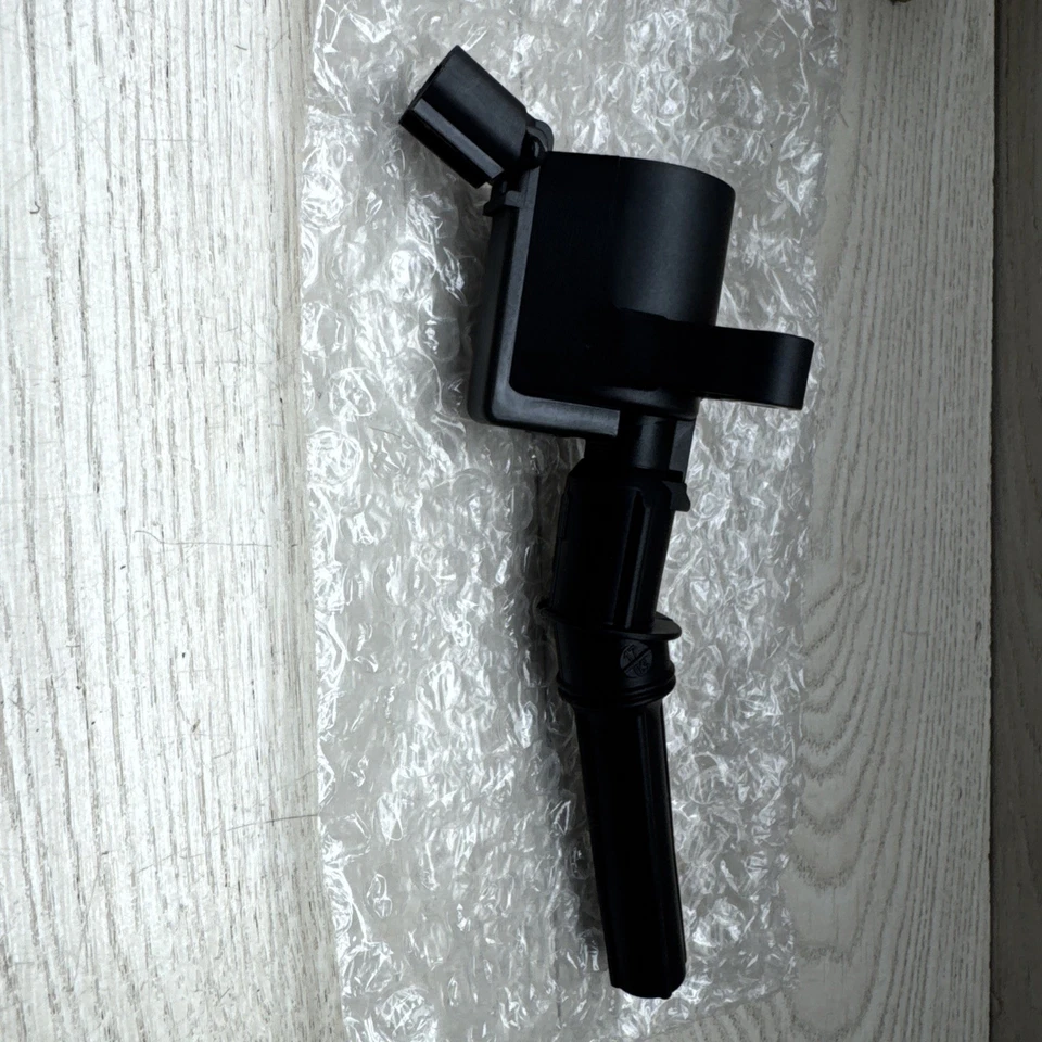 Bobina de encendido C1417VC Valucraft FORD CROWN VIC MERCURY GRAND MARQUIS 4,6 L  Foto 3 de 4