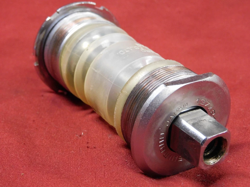 XLNT 1981 Shimano Dura-Ace EX BB-7200 1.37" x 24 English NJS 68-W Spindle 107 mm - Image 4 of 4