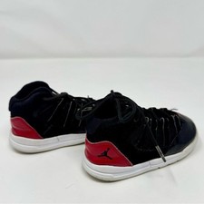 Kids Black and Red Sneakers Nike Air Jordan Max Aura Toddler Shoes AQ9215-006 8C