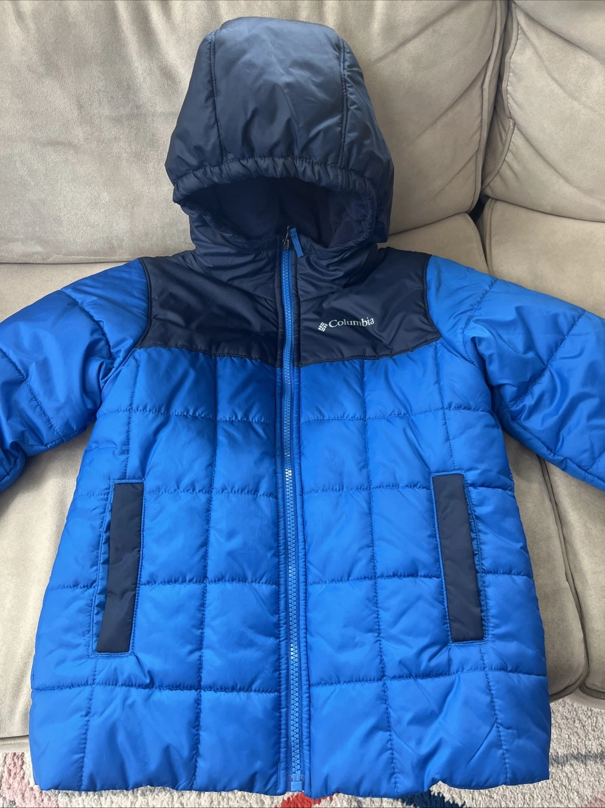 Columbia Boys Winter Coat Blue Navy, Size S (8)
