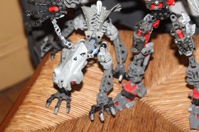 LEGO Bionicle: Maxilos & Spinax 8924 (2007) Complete