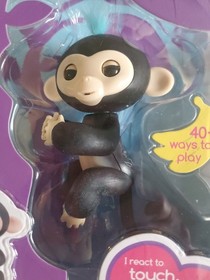 New TWO Fingerlings Finn & Mia Baby Monkey by WowWee Toys Black & Purple