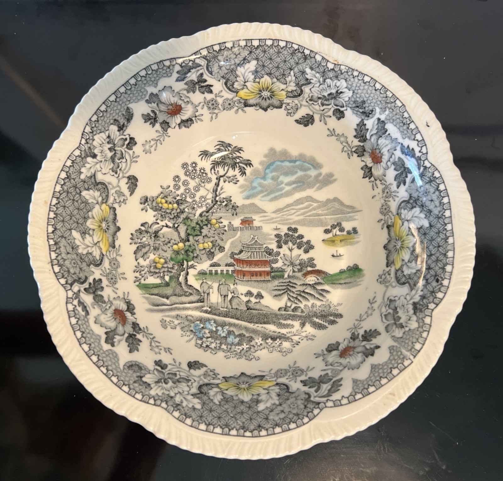 Seaforth ~ Wood & Sons England Black Multicolor Vegetable Bowl 8"