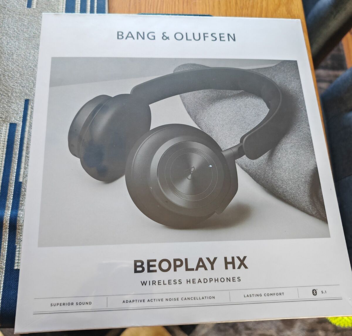 Bang & Olufsen Beoplay HX Wireless Over-Ear Headset - Black Bang & Olufsen Beoplay HX Wireless Over-Ear Headset - Black