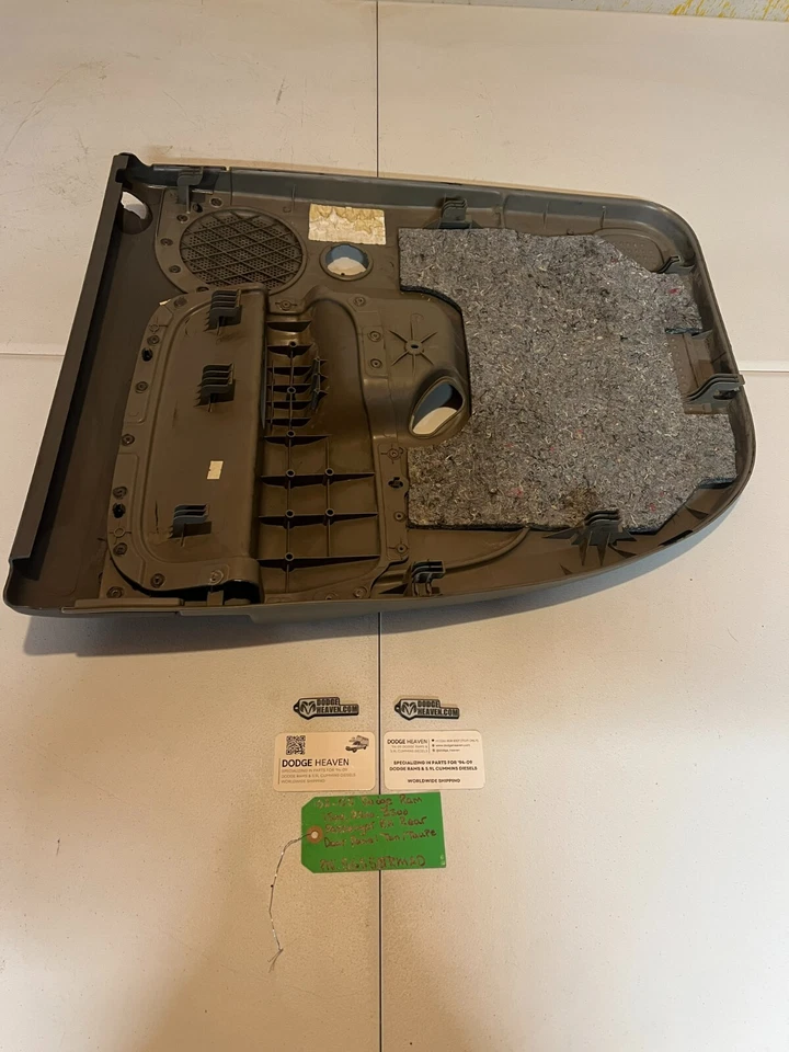 Panel de puerta trasera derecho pasajero Dodge Ram 1500-3500 2002-2005 OEM BRONCEADO/TOPO Foto 2 de 4