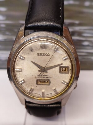 VINTAGE SEIKO 26 JEWELS AUTOMATIC PATINA AGED DIAL 6206-8130 JAPAN