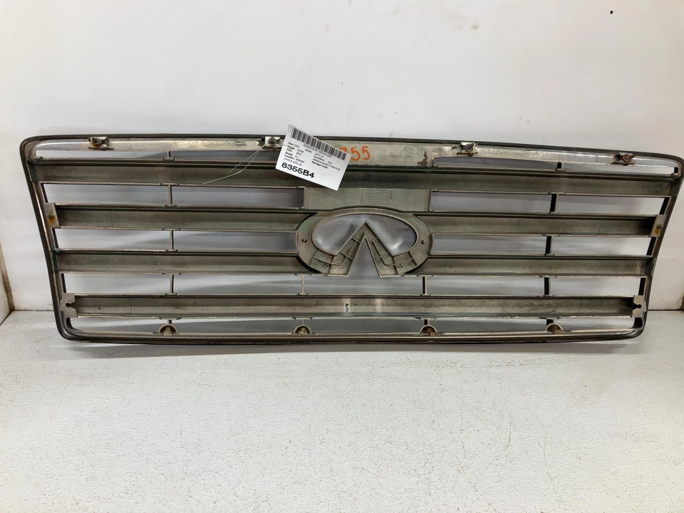 07 INFINITI QX56 Grille Upper Grille - Image 2 of 2
