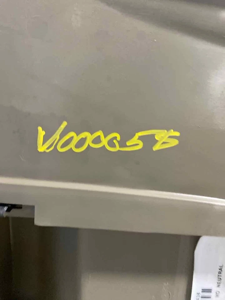 03-15 CHEVY EXPRESS 2500 Front Door Trim Panel Passenger Passenger Side Right Foto 3 de 4