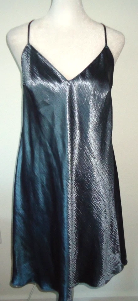 Vestido sin Mangas Victoria’s Secret Satinado Jacquard Gris Azul Floral Espalda Abierta Talla-XL Foto 2 de 4