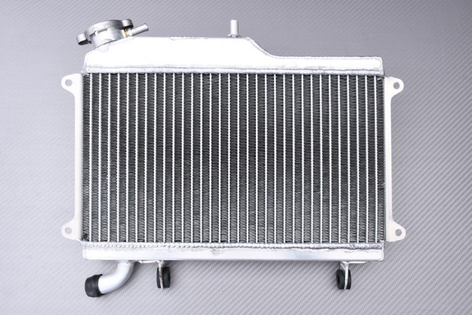 Radiateur d'eau racing Yamaha R1-Z 3XC pour balades estivales et sorties sur circuit moto