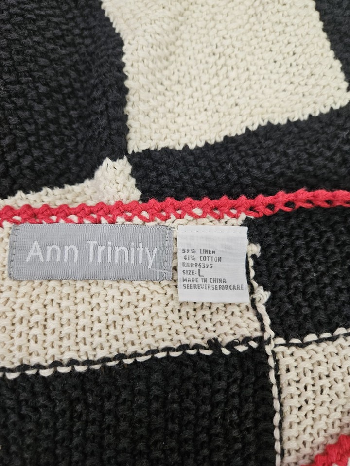 NWT Ann Trinity Black & Cream Christmas Patchwork Cardigan Sweater Size