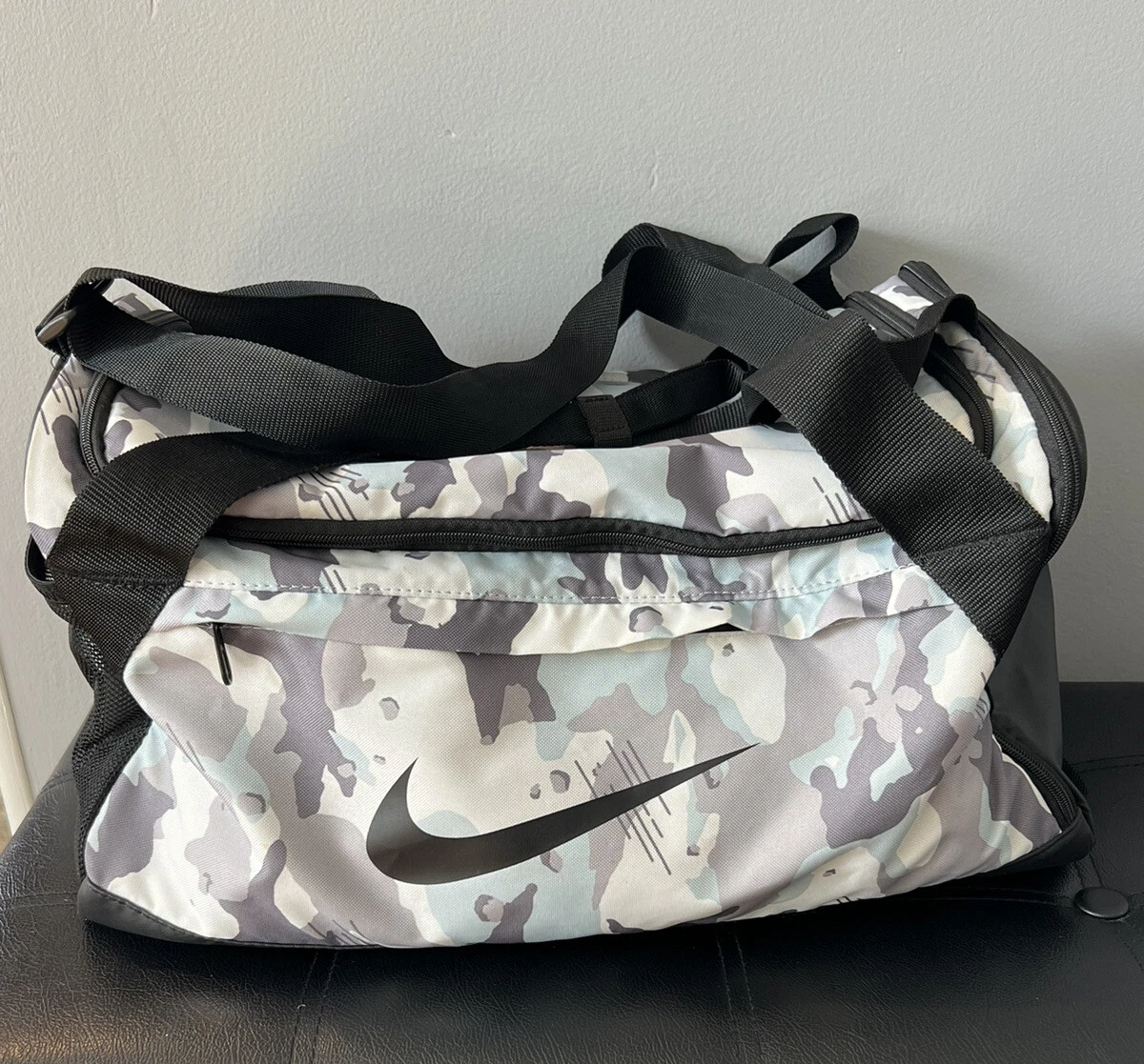 Bolso sales nike camuflado
