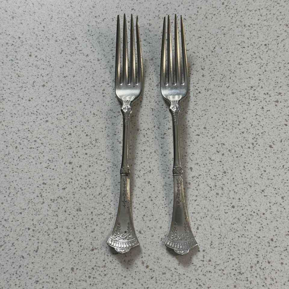 批量 2 件 Rogers Bros A1 Crown Patten 银盘 7 英寸 晚餐叉 — 第 2/4 张图片
