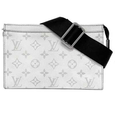 Louis Vuitton Shoulder Bag Gaston Wearable White Gray Taigarama
