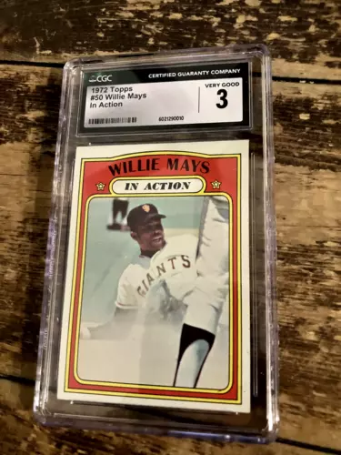 1972 Topps - In Action Willie Mays #50 GRADED 3
