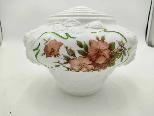Vtg Phoenix 906 Embossed Wild Rose Pattern Milk Glass GWTW Parlor Lamp Body Font