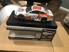 ALEX BOWMAN 2018 LLUMAR WINDOW FILM 1/24 COLLECTOR ACTION