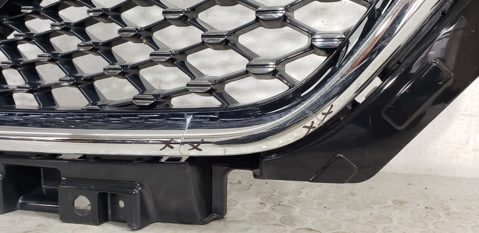 MG HS 2019 Onwards Front Bumper Grill Genuine 10021164 for sale  