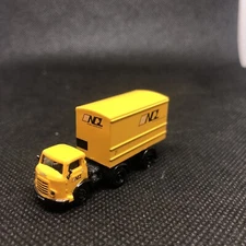 B T Models N047 1/148 N Gauge Karrier Bantam Artic Van National Carriers
