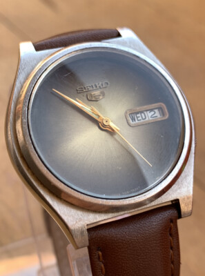 Seiko  Venom Gold Black Dial Automatic  Japan 150612vp