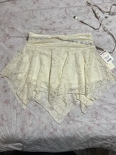 NWT cream lace asymmetrical skirt / floral / fairy /y2k/ whimsical