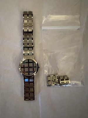 EUC MOVADO Working Silver and White Women\'s Watch! New Battery. Fits 7… Movado Museum Classic Watch 29.5mm with Silver Sunray Dial  main image 2