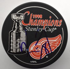Kirk Maltby Signed 1998 Detroit Stanley Cup Champions Logo Hockey Puck Autograph