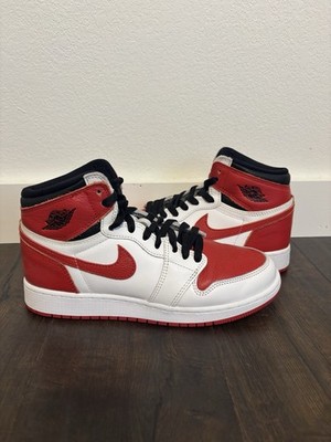 Nike Air Jordan 1 Mid.  Red/Black/White, Size 7Y Women s 8.5