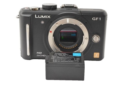 Panasonic LUMIX DC-GF9 Black Digital Mirrorless Camera with 12-32