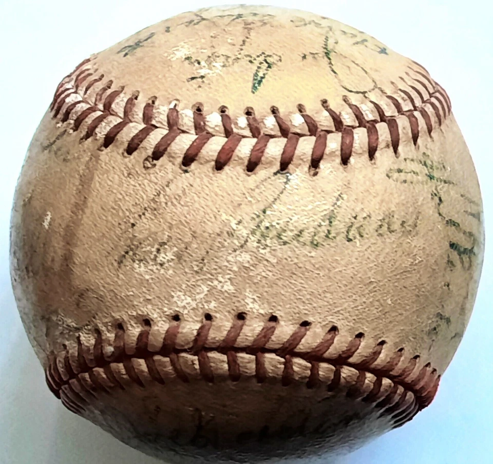 1948 Cleveland Indians World Series Champions Autographed Ball - 21 Signatures - Image 3 of 4