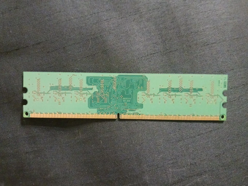 Promos V916764K24QCFW-F5 AEV 512MB 240p PC2-5300 CL5 8c 64x8 DDR2-667 DIMM RAM - Image 2 of 2