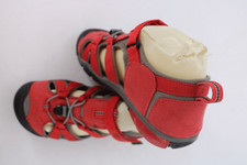 Keen Newport Shoes Red Leather Hiking Boating Outdoor Sandals Sz 5