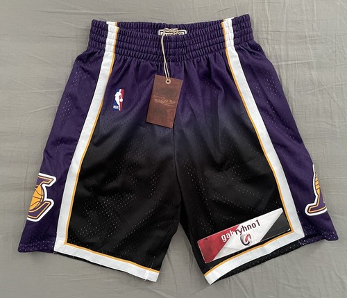Mitchell & Ness Los Angeles Lakers 2009 Fadeaway Swingman Shorts Men Size XL - 第 1/3 張圖片
