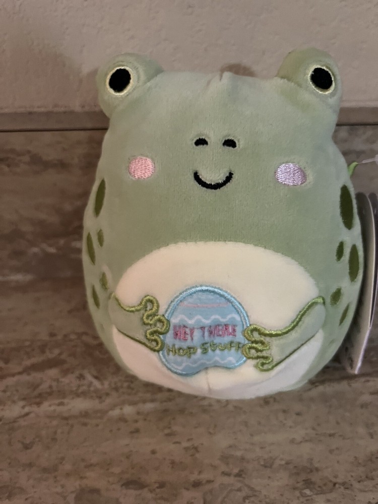 NWT Squishmallow Zhen  5” NWT